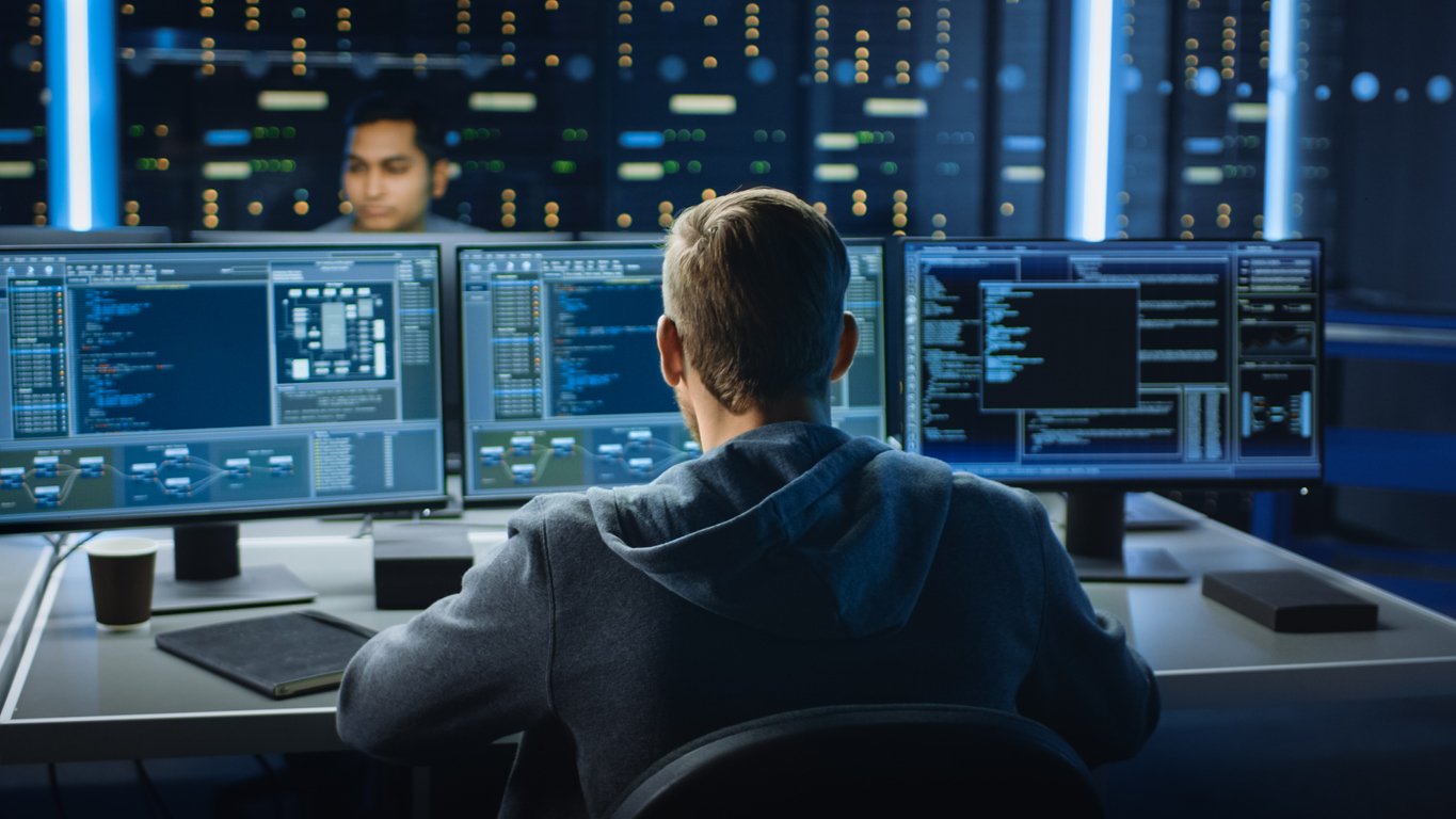 The Top 10 Tools Every Software Developer Needs in 2023 - TechKnowmad