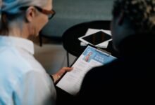 How to Make an Effective Professional Resume (2023)