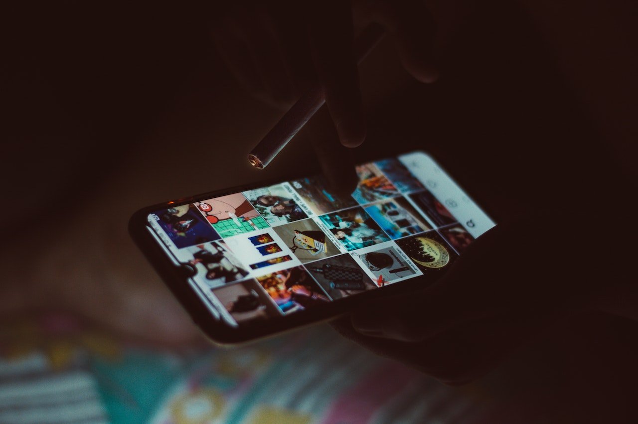 How to Change Your Google Profile Picture on Mobile or PC (2023)