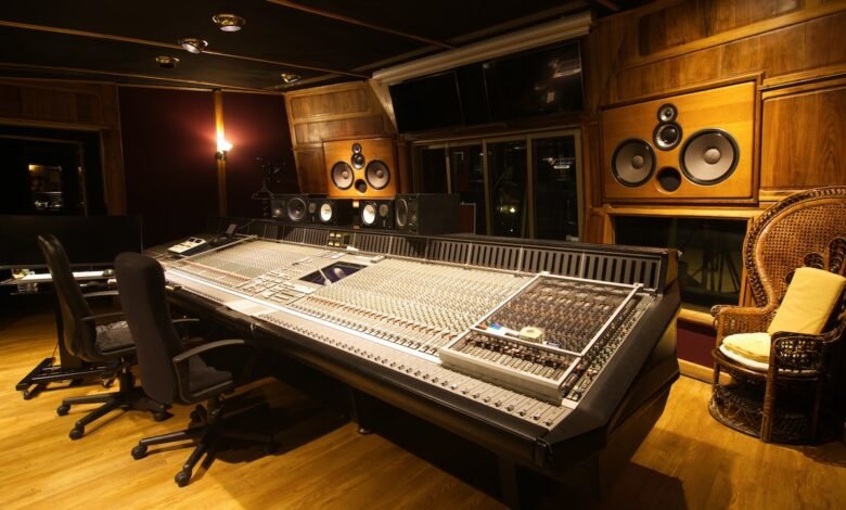 Setting Up a Home Studio: Essential Equipment and Setup